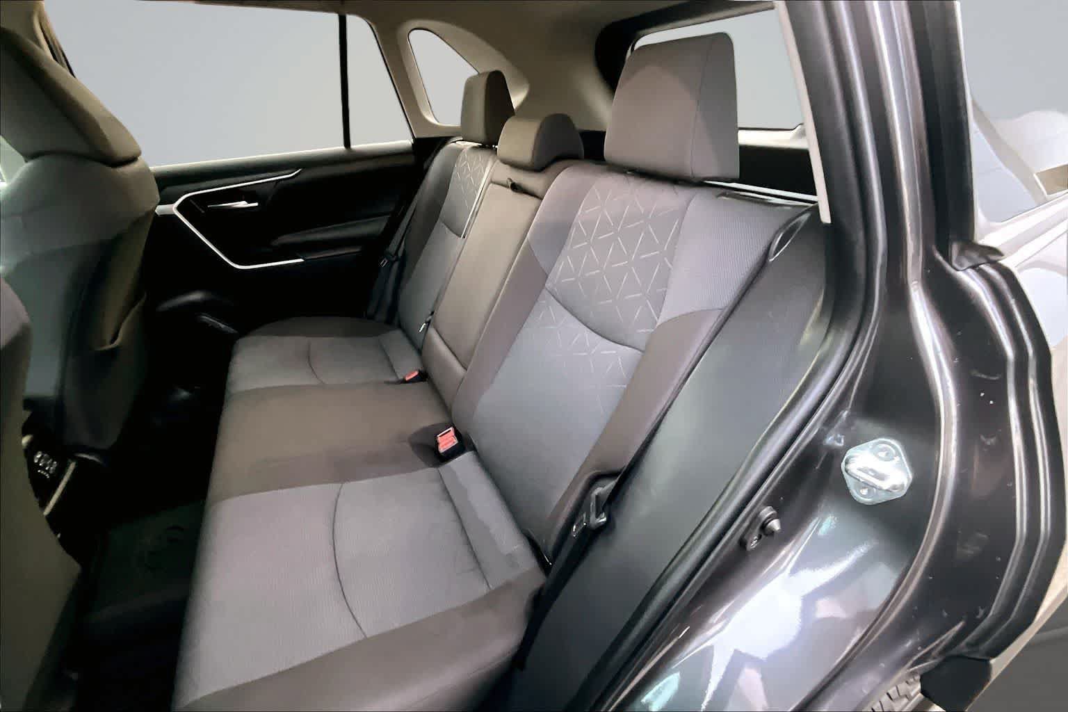 Used 2024 Toyota RAV4 XLE w/ Convenience Package AWD/4WD image 13
