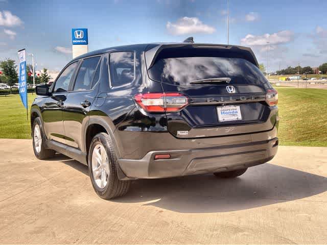 Certified 2023 Honda Pilot LX image 5