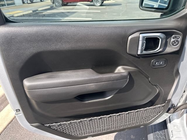 Used 2024 Jeep Wrangler Sport AWD/4WD image 14