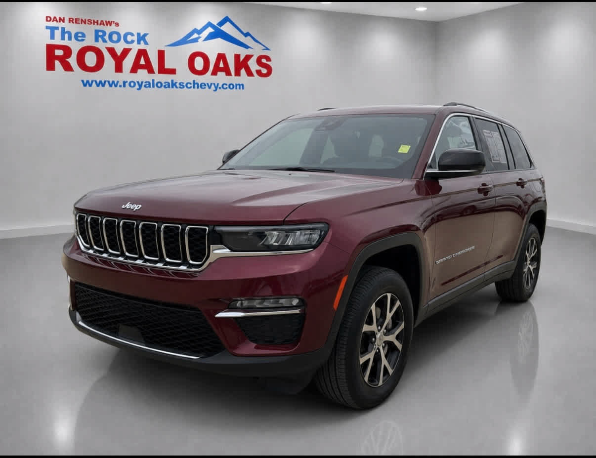 Used 2024 Jeep Grand Cherokee Limited AWD/4WD image 1