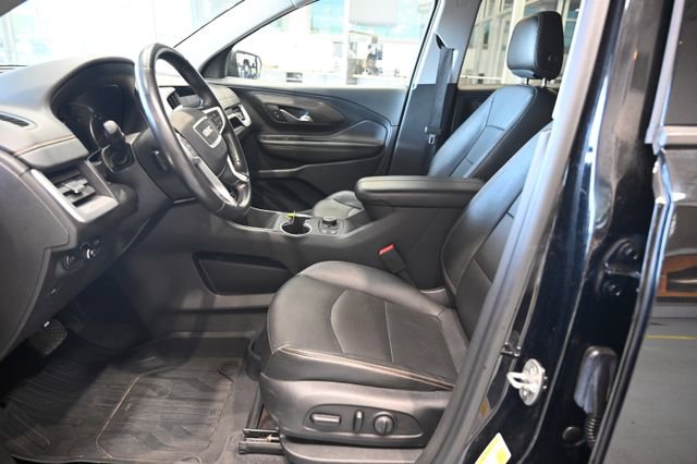 Used 2020 GMC Terrain SLT w/ Elevation Edition FWD image 9