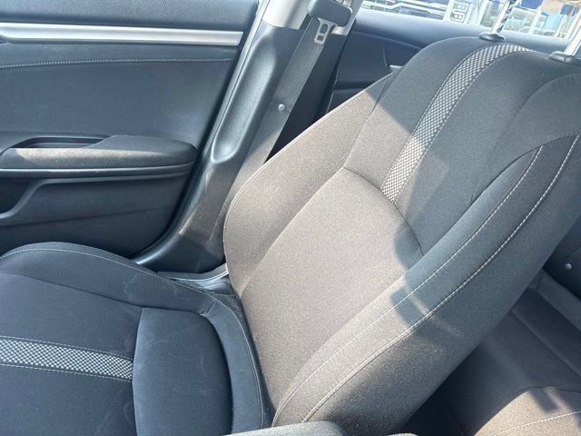 Used 2019 Honda Civic EX image 4