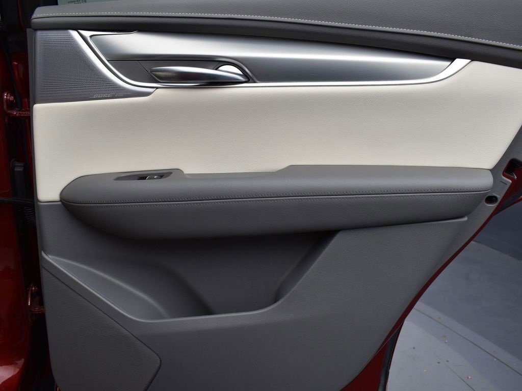 Certified 2022 Cadillac XT5 Premium Luxury w/ Technology Package image 29