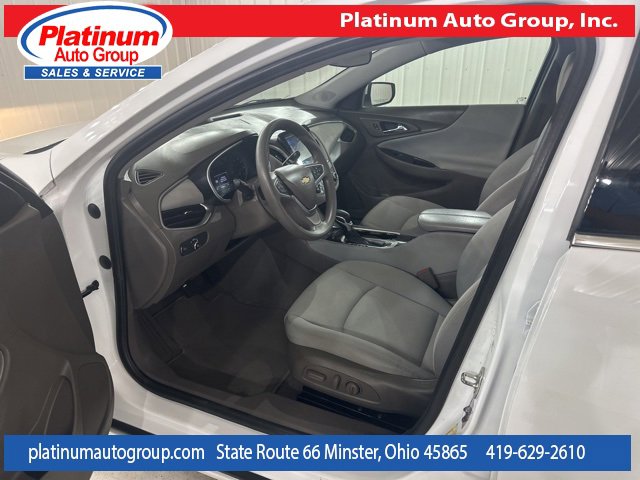 Used 2022 Chevrolet Malibu LT image 11