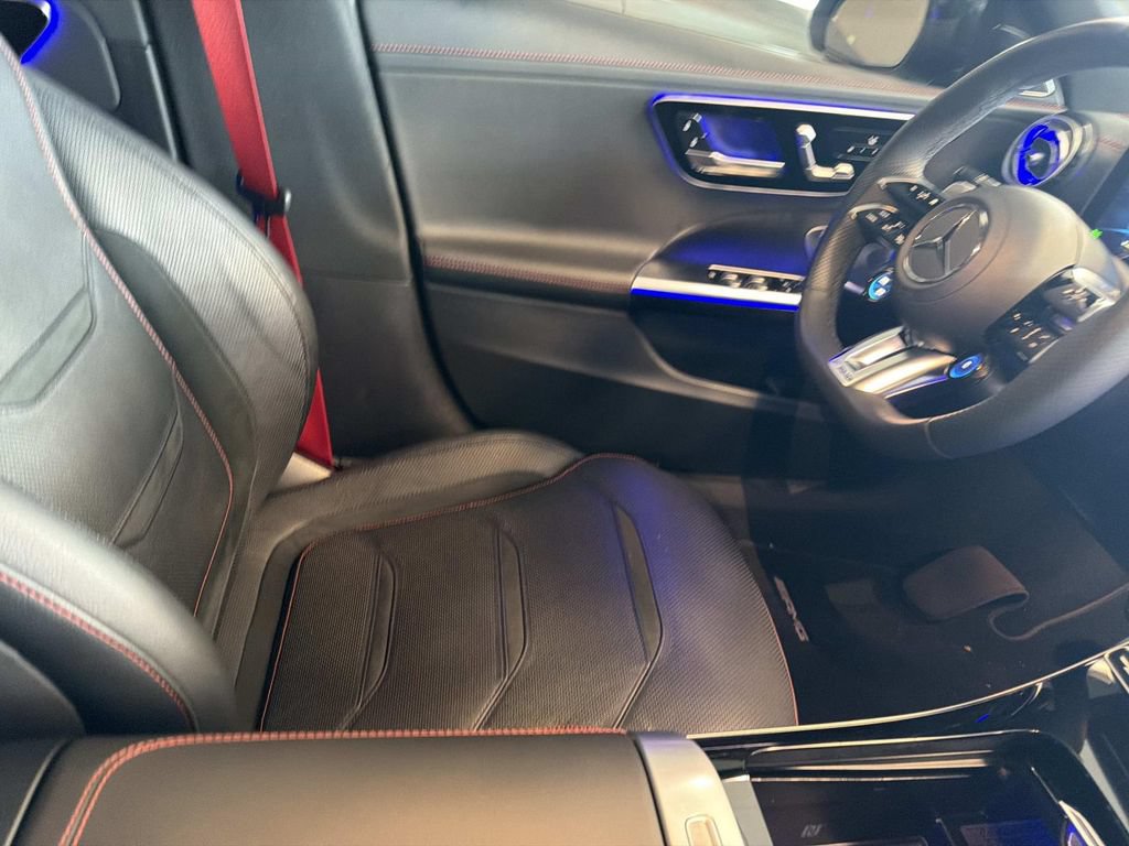 Used 2023 Mercedes-Benz C 43 AMG 4MATIC Sedan image 11