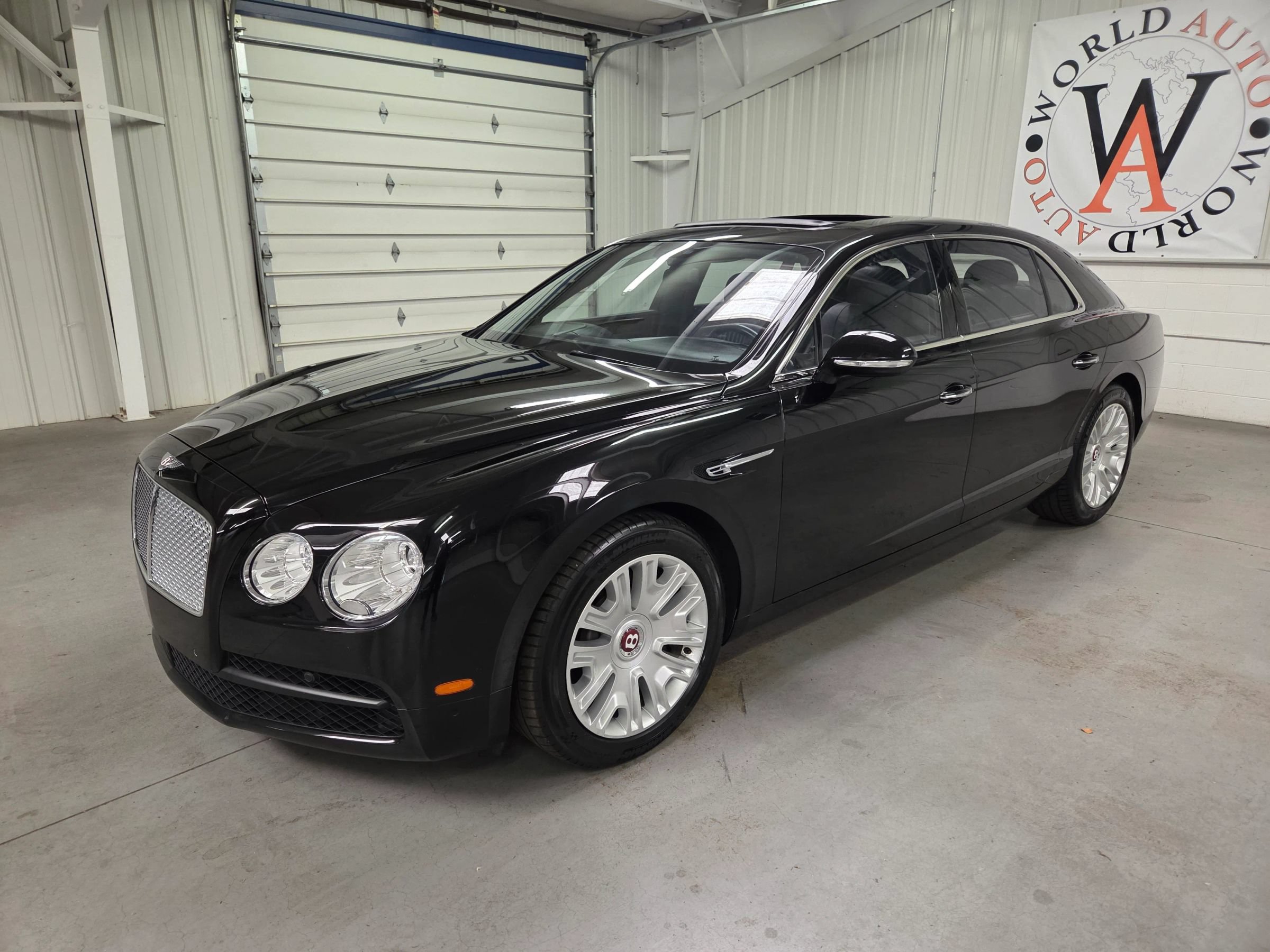 Used 2018 Bentley Flying Spur V8 AWD/4WD image 2