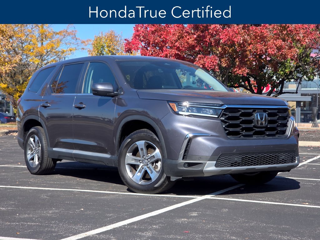 Certified 2025 Honda Pilot EX-L image 3