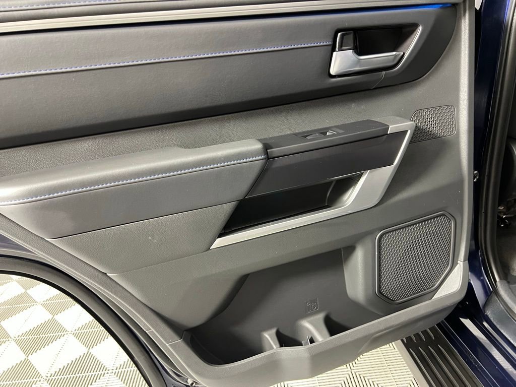 Used 2024 Toyota Sequoia Platinum image 26