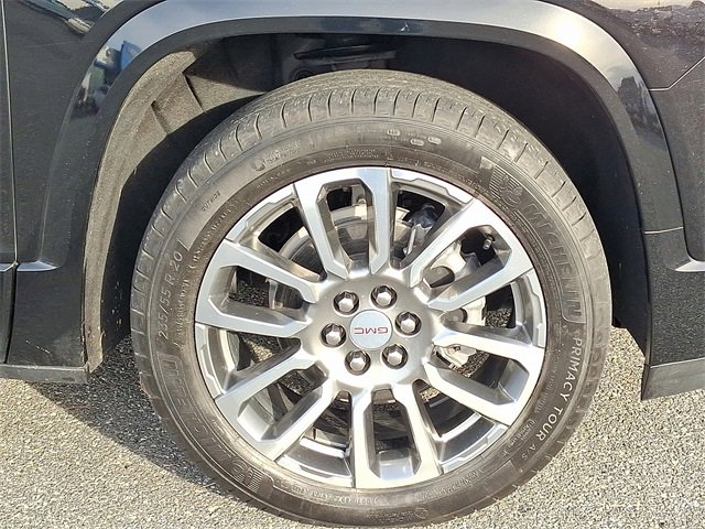 Used 2023 GMC Acadia Denali w/ Denali Ultimate Package image 8