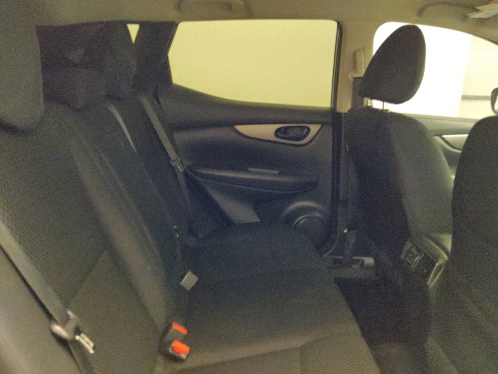 Used 2017 Nissan Rogue Sport S FWD image 19