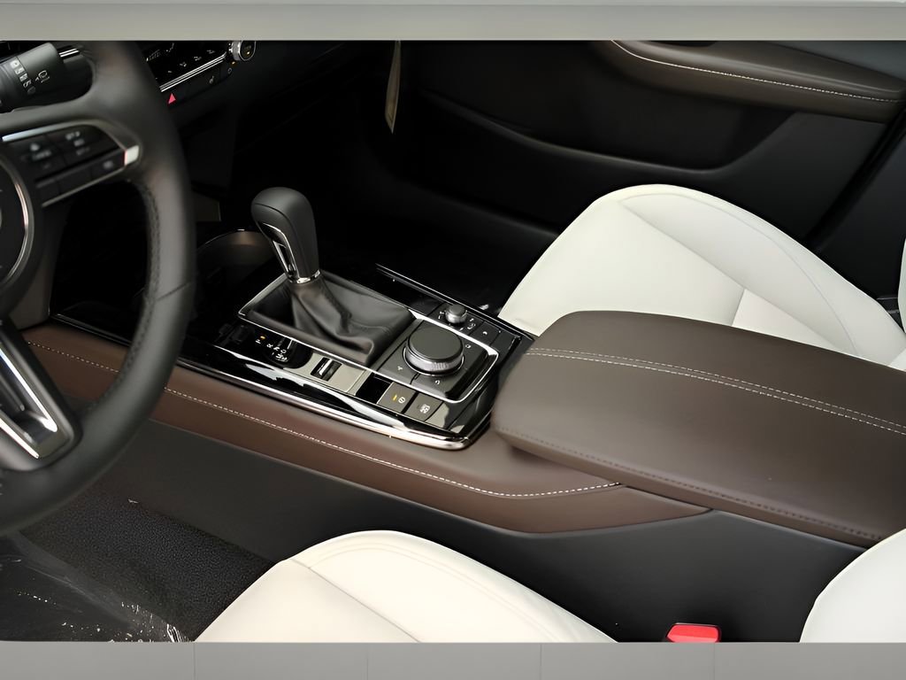 Used 2025 MAZDA CX-30 2.5 Turbo w/ Premium Package image 17