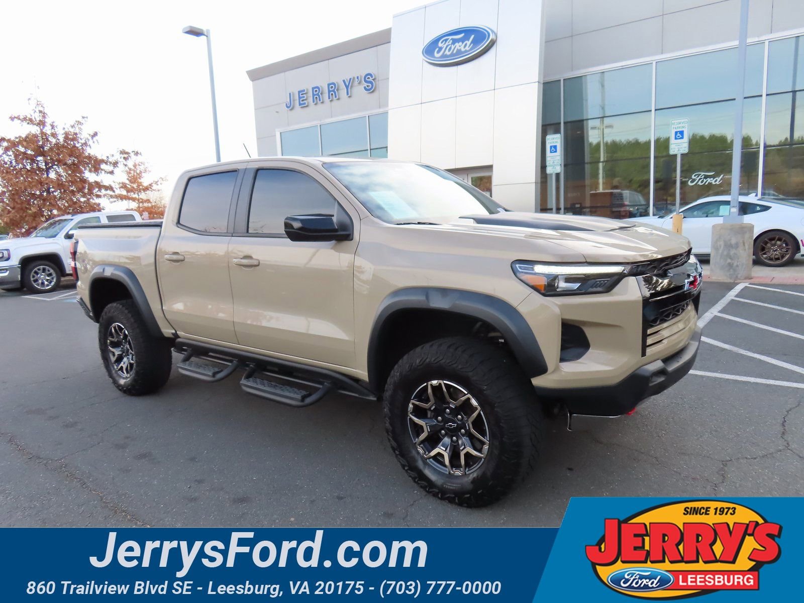 Used 2023 Chevrolet Colorado ZR2 w/ ZR2 Convenience Package III image 1