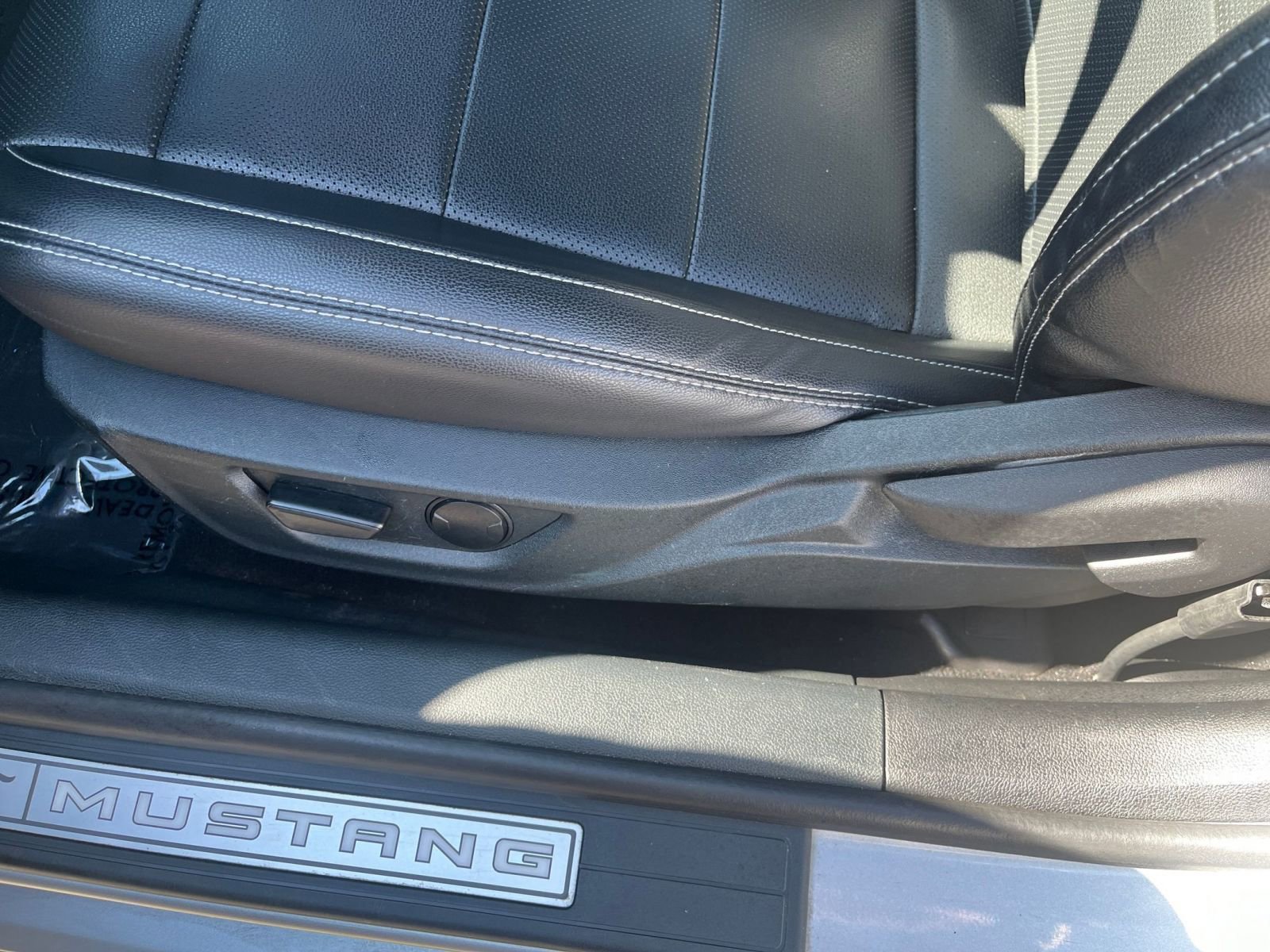 Used 2023 Ford Mustang Premium image 23