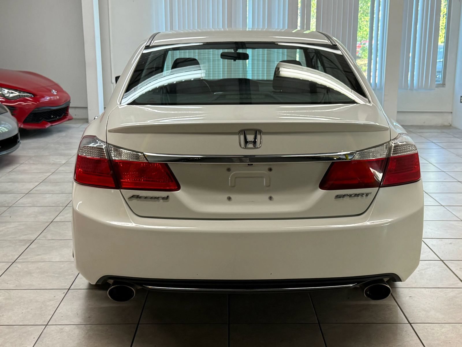 Used 2015 Honda Accord Sport image 8