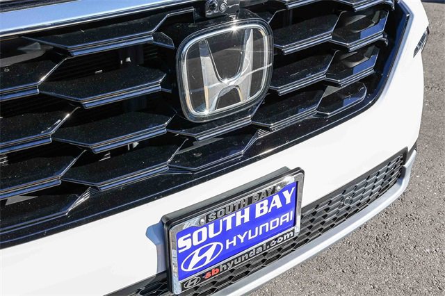 Used 2023 Honda Pilot Elite image 11