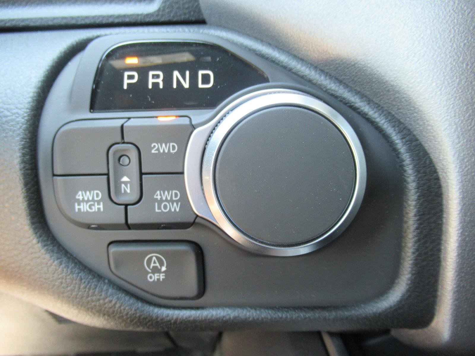 New 2026 RAM 1500 Express AWD/4WD image 28