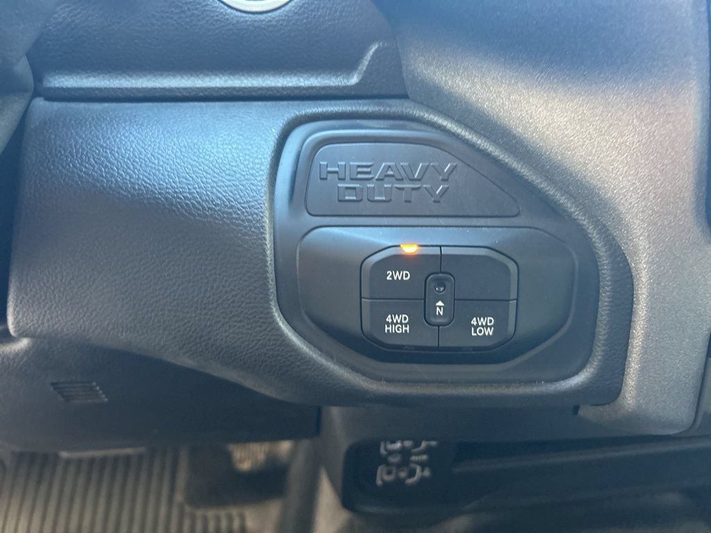 Used 2025 RAM 3500 Tradesman w/ Chrome Appearance Group AWD/4WD image 41