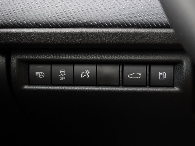 New 2026 Toyota Camry Hybrid FWD image 28