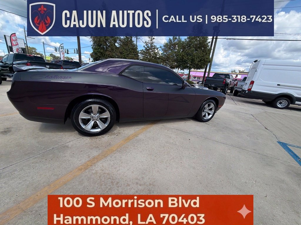 Used 2020 Dodge Challenger SXT RWD image 15