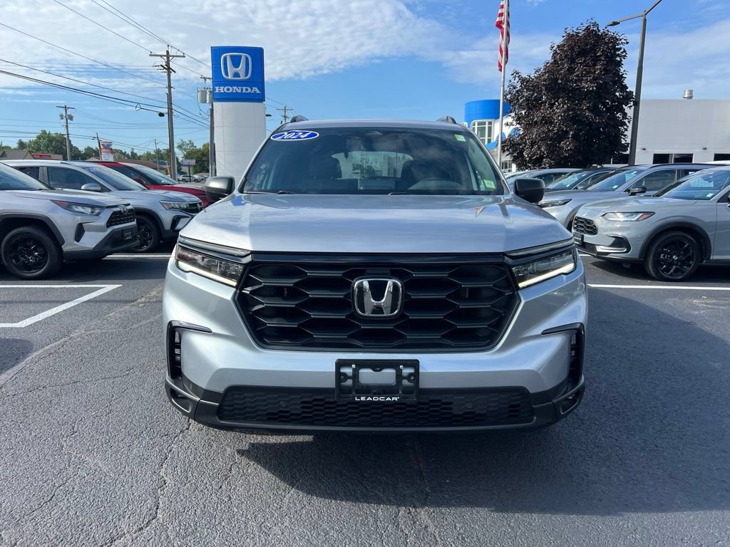 Used 2024 Honda Pilot Sport image 8