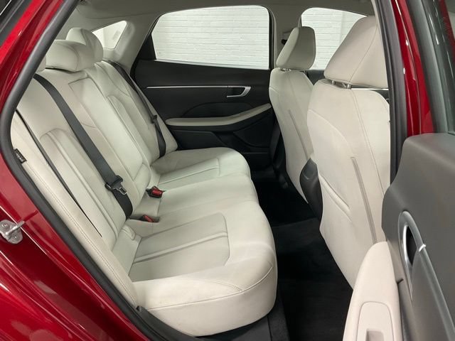 Used 2025 Hyundai Sonata SEL FWD image 14