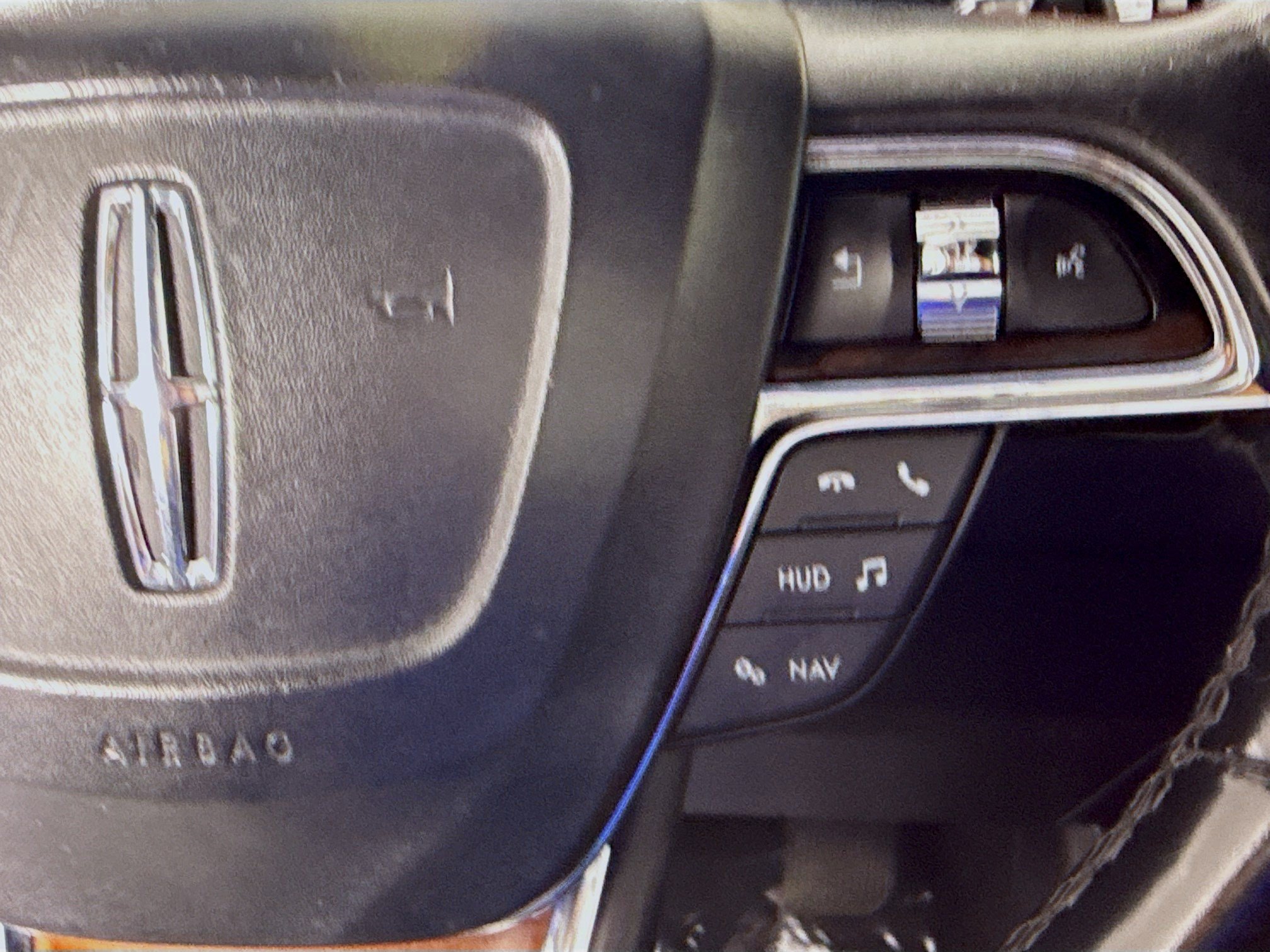 Used 2019 Lincoln Navigator Reserve w/ Cargo Package AWD/4WD image 15
