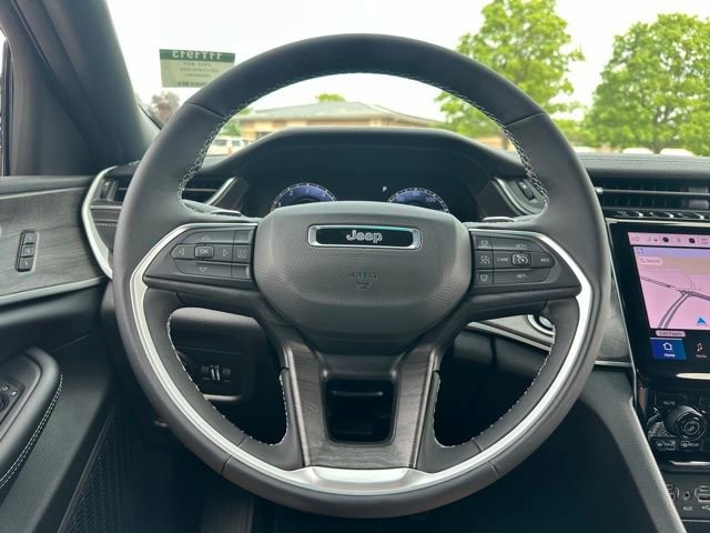 New 2025 Jeep Grand Cherokee L Limited image 31