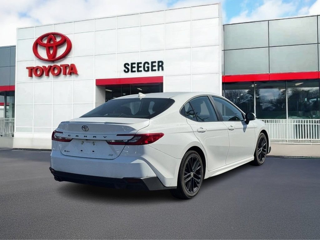 Certified 2025 Toyota Camry SE FWD video 3