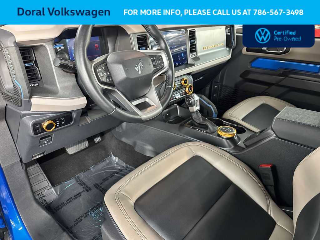 Used 2024 Ford Bronco Wildtrak image 13