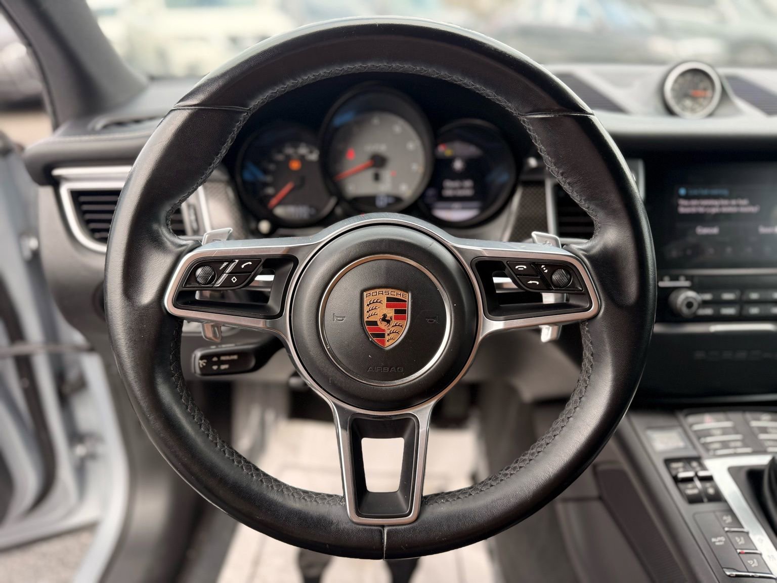 Used 2018 Porsche Macan GTS image 16
