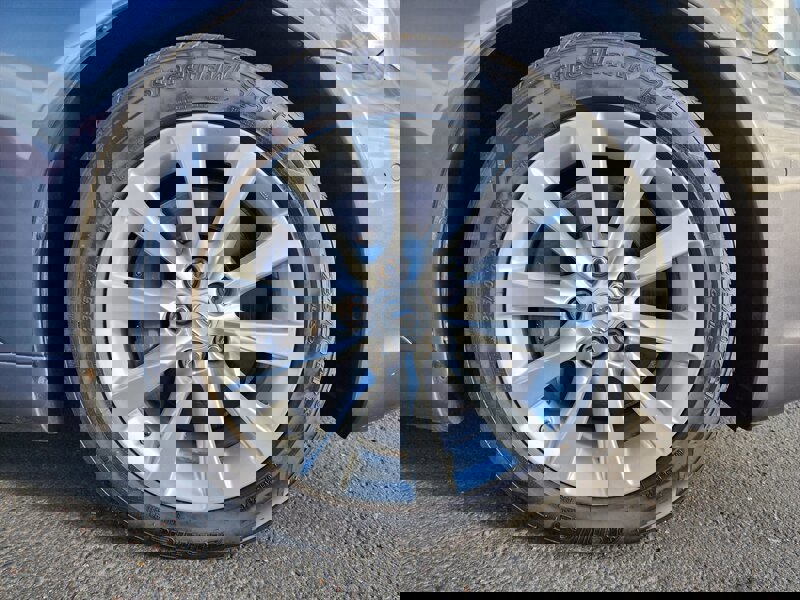 Used 2012 Lexus LS 460 AWD w/ Comfort Pkg image 17