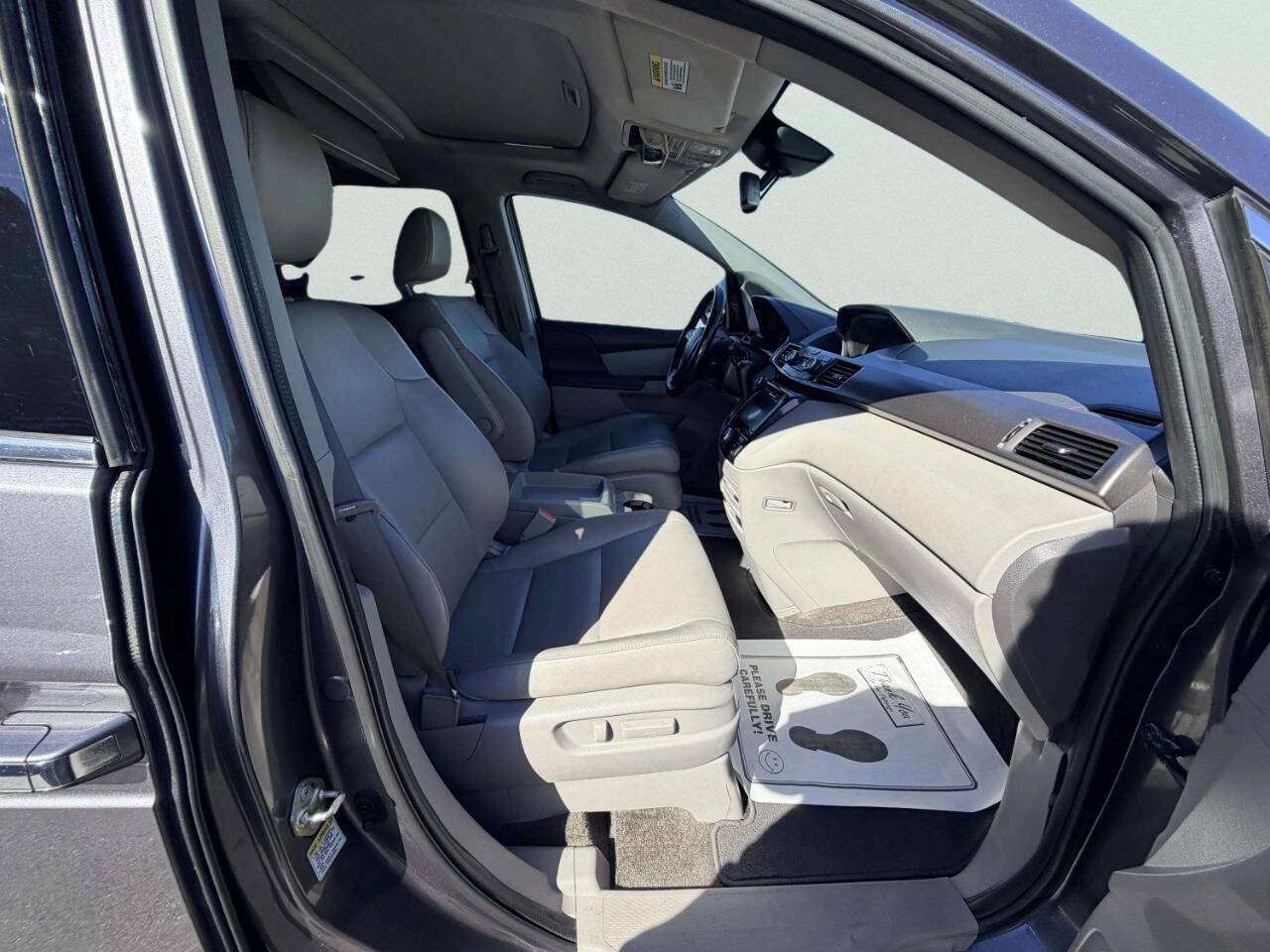 Used 2015 Honda Odyssey Touring Elite image 38