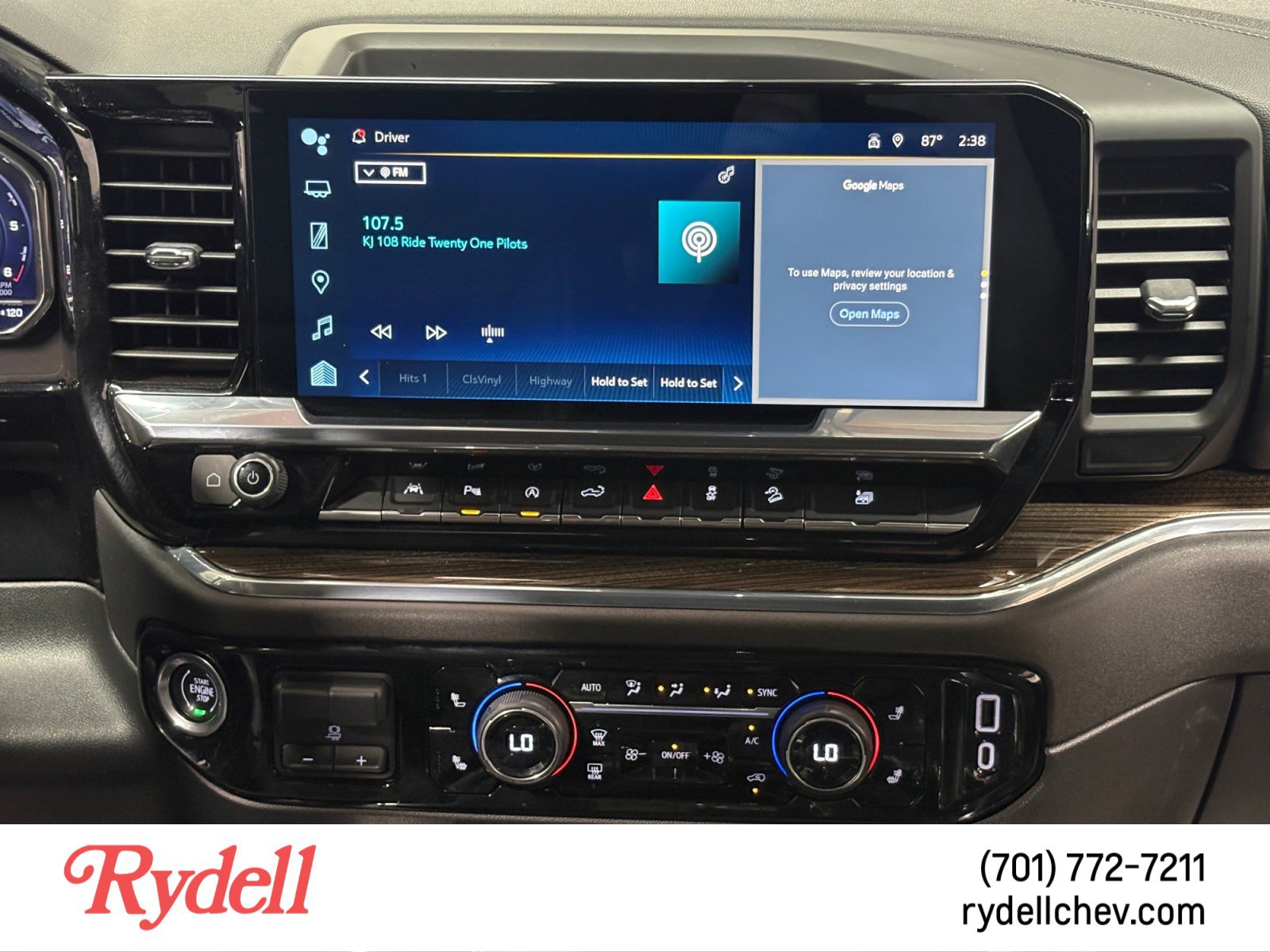 Used 2024 Chevrolet Silverado 1500 LT Trail Boss w/ LT Trail Boss Premium Package AWD/4WD image 20