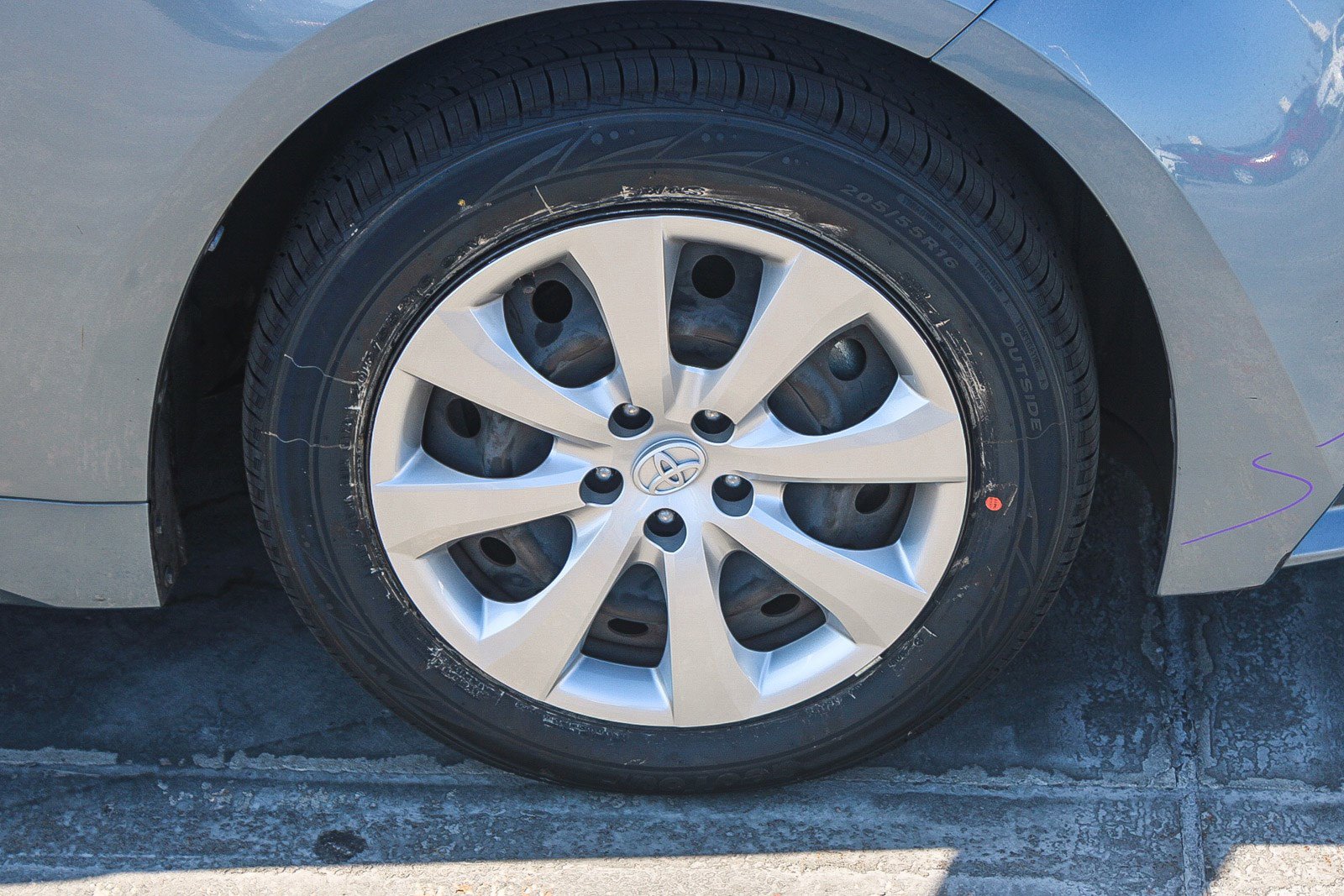 Certified 2023 Toyota Corolla LE image 17