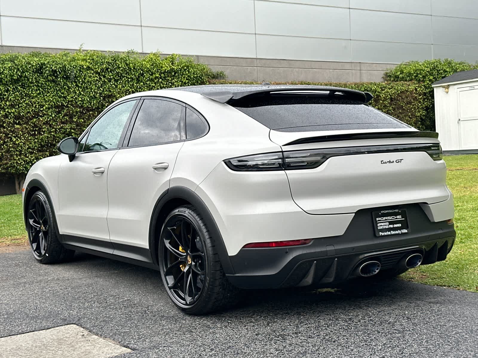 Certified 2022 Porsche Cayenne Turbo GT AWD/4WD image 3