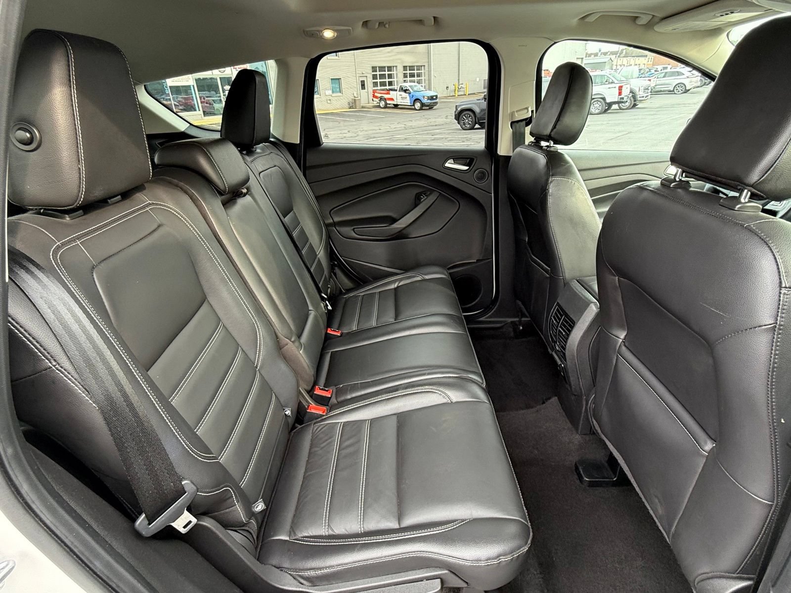 Used 2018 Ford Escape Titanium w/ Ford Safe & Smart Package AWD/4WD image 15