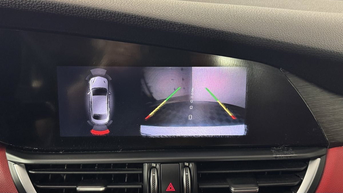 Used 2019 Alfa Romeo Giulia Ti AWD/4WD image 24