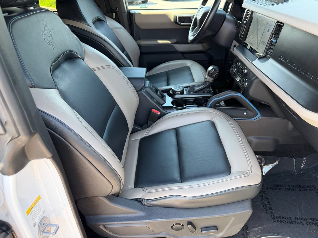 Used 2023 Ford Bronco Wildtrak AWD/4WD image 14
