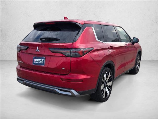 Used 2025 Mitsubishi Outlander SE AWD/4WD image 5