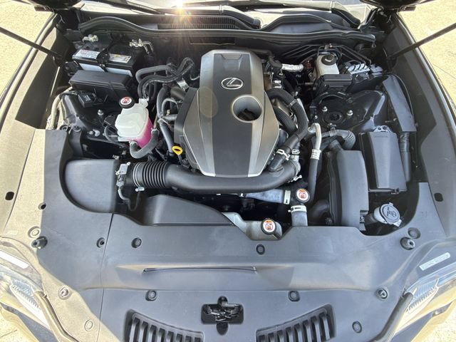 Used 2022 Lexus RC 300 w/ Accessory Package RWD image 27