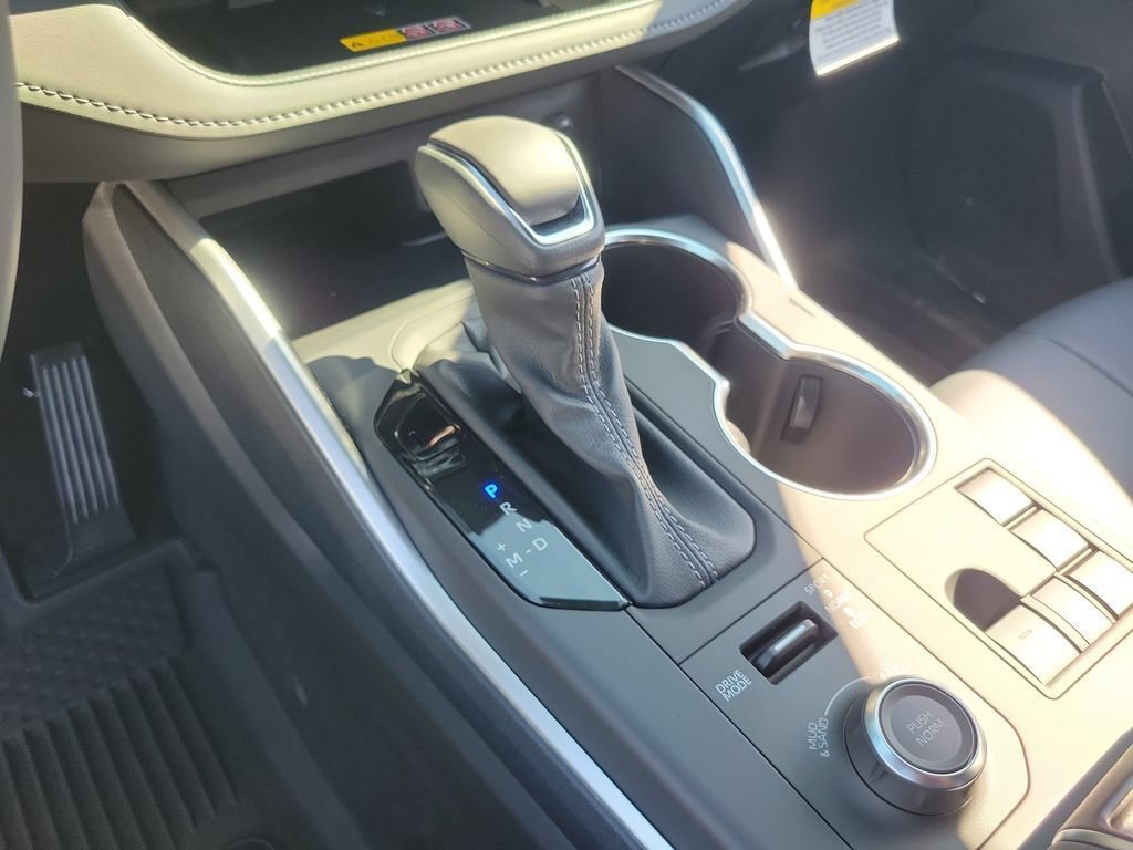 New 2026 Toyota Highlander XSE AWD/4WD image 30