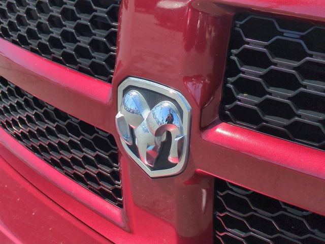 Used 2018 RAM 1500 Express RWD image 10