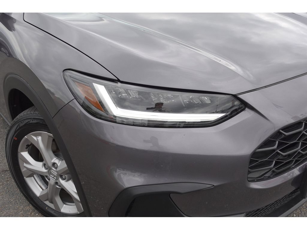 Used 2025 Honda HR-V LX image 2