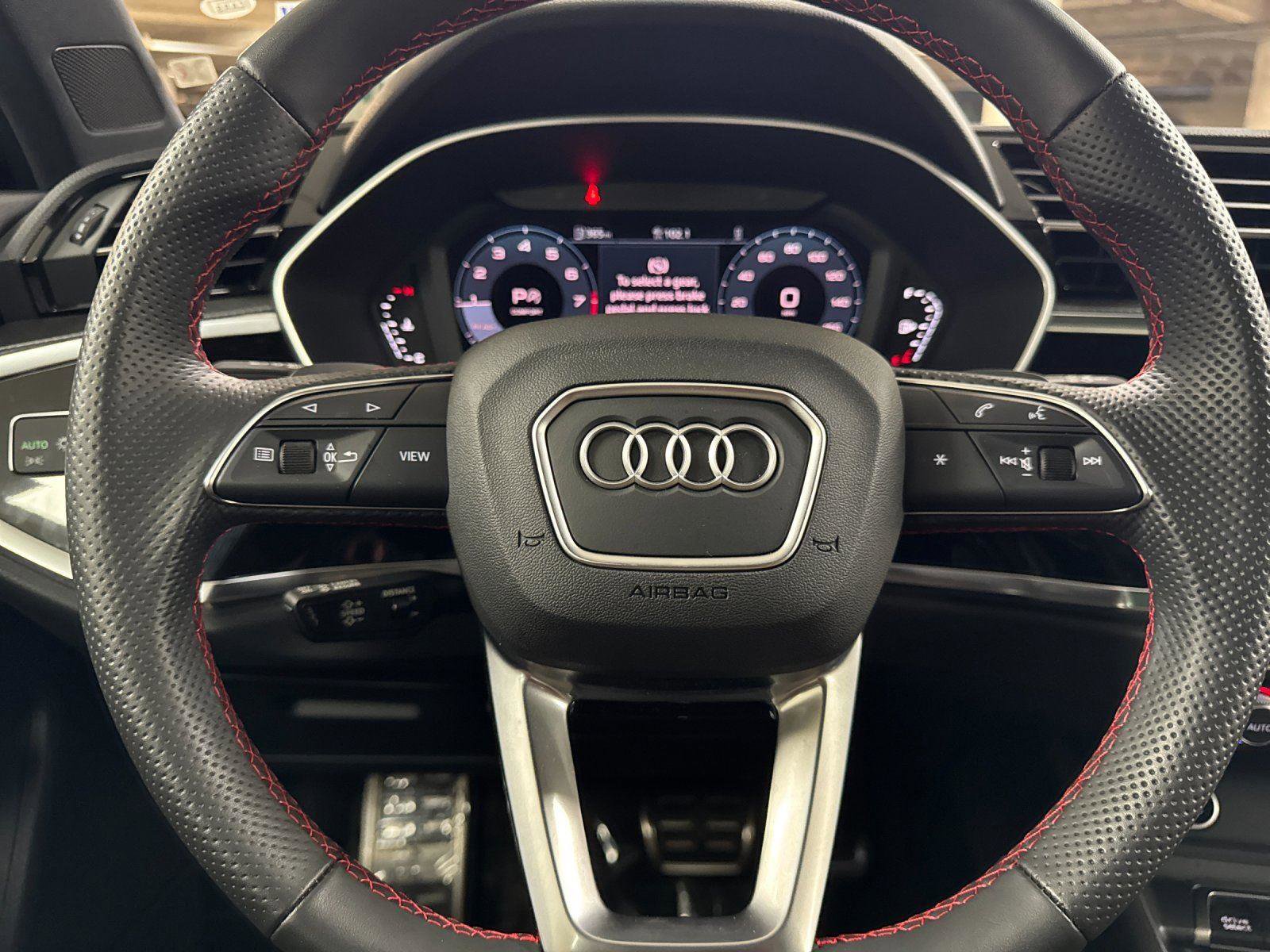 Used 2025 Audi Q3 2.0T Premium Plus w/ Premium Plus Package AWD/4WD image 23