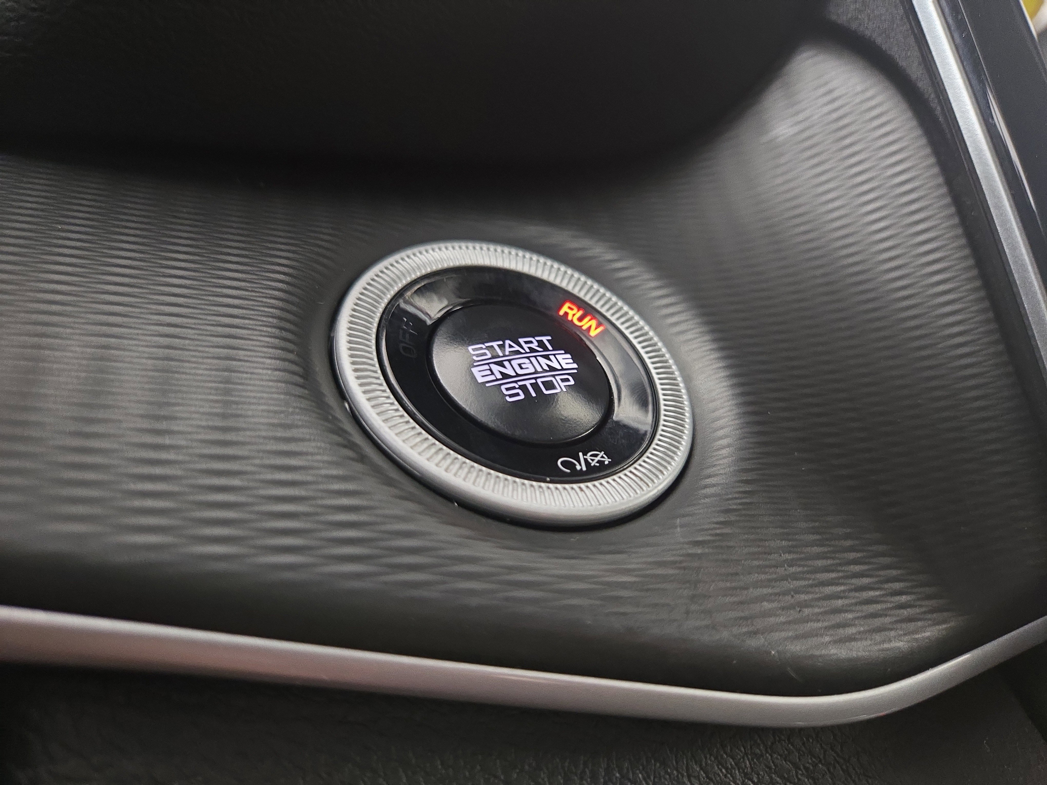 Used 2024 Jeep Grand Cherokee L Laredo image 26