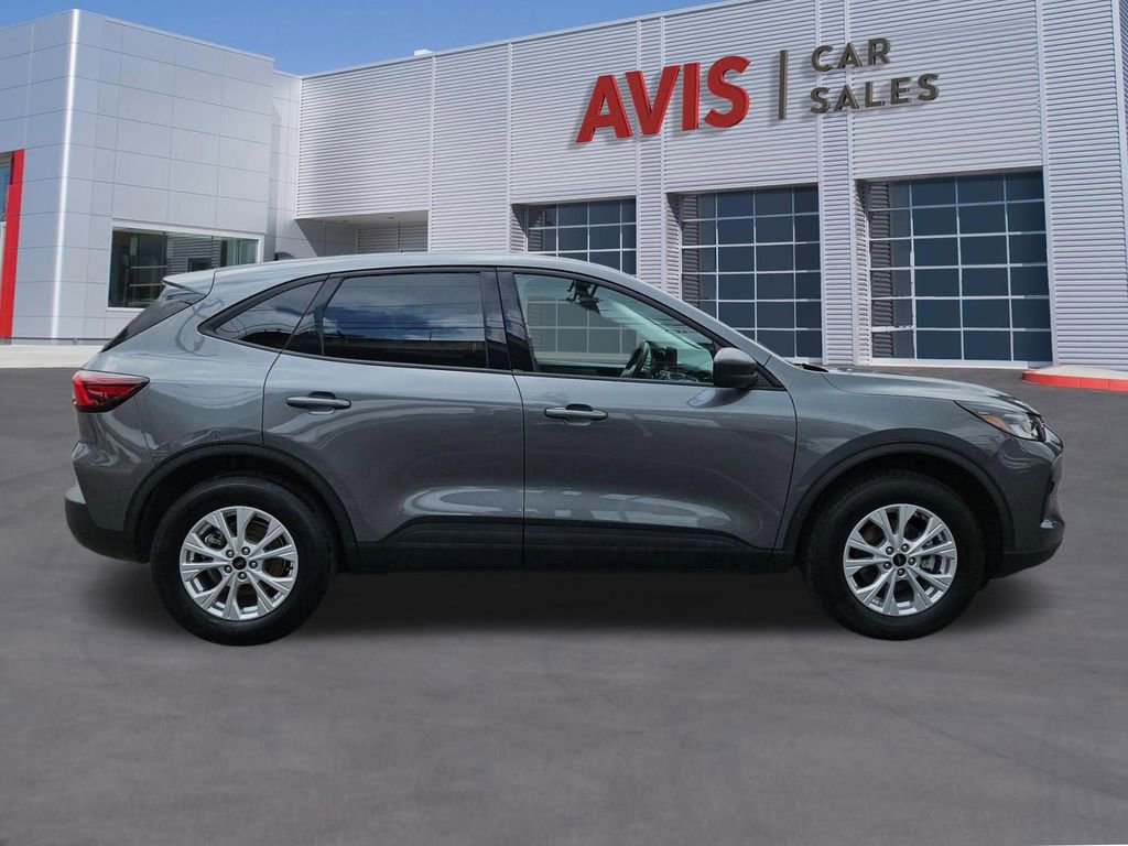 Used 2025 Ford Escape Active AWD/4WD image 6