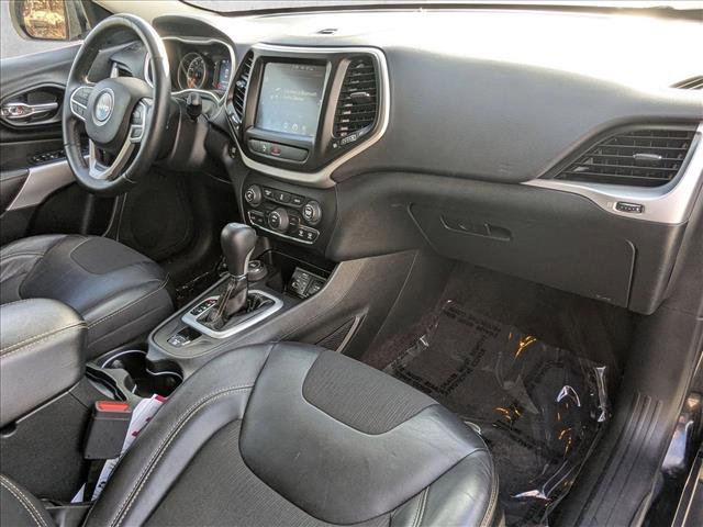 Used 2018 Jeep Cherokee Latitude Plus w/ Cold Weather Group image 22