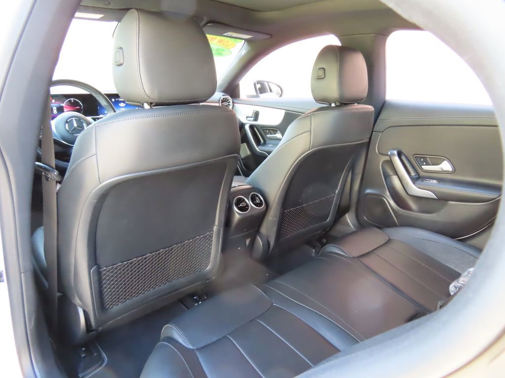 Used 2025 Mercedes-Benz CLA 250 4MATIC image 27