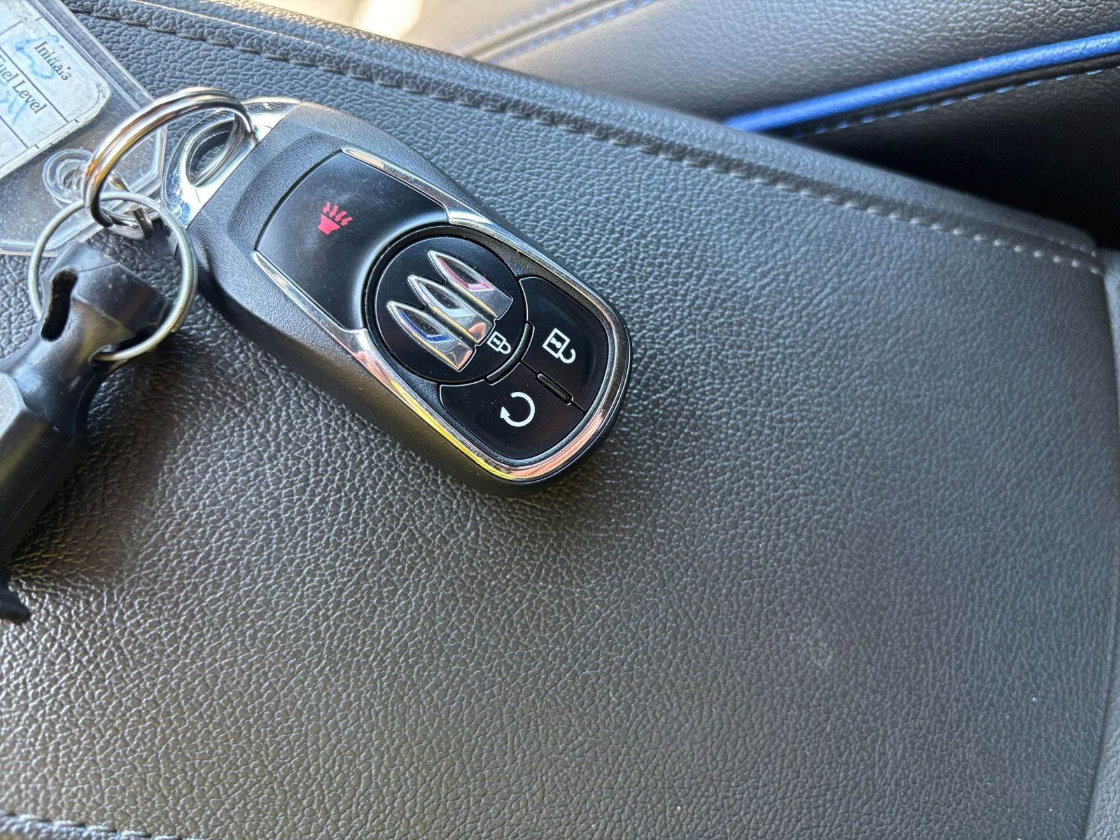 Used 2025 Buick Envista Sport Touring FWD image 23