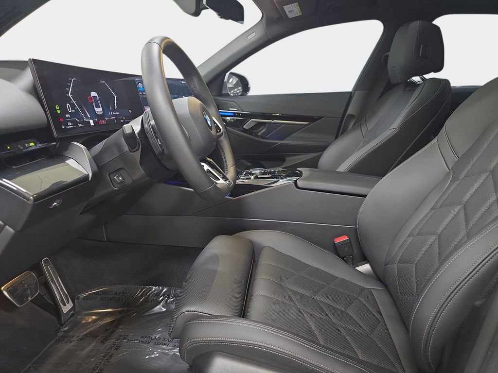 Used 2026 BMW 530i w/ M Sport Package image 17